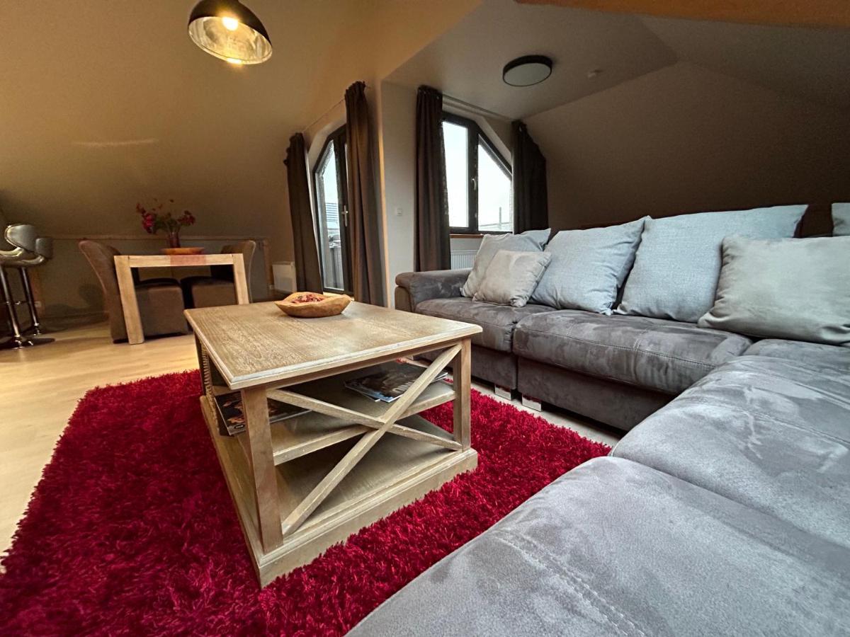 Race & Rooms Appartment Stavelot Eksteriør billede